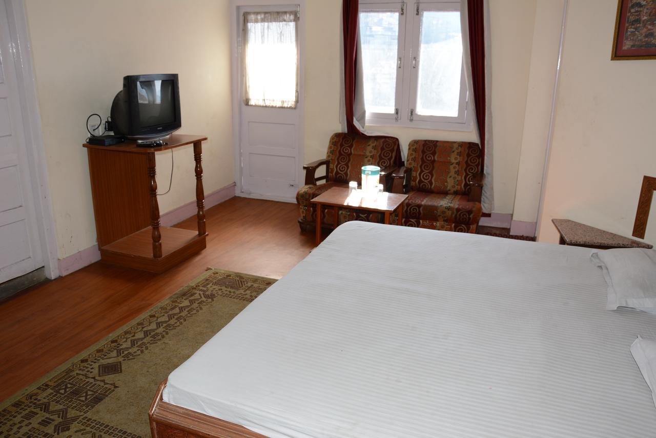 Hotel Basant Шімла Екстер'єр фото